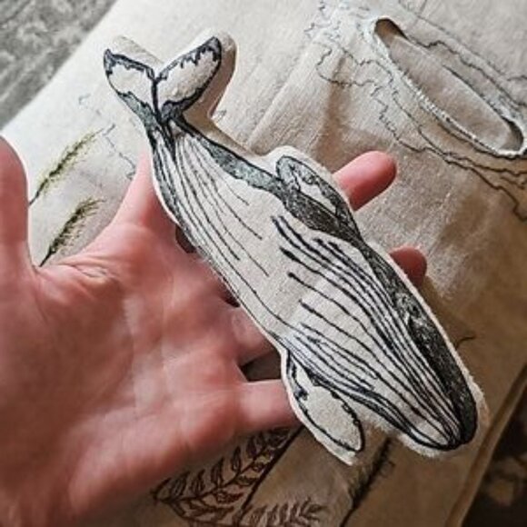 Coral & Tusk Coastal Oceans Pocket Linen Pillow - Picture 4 of 5